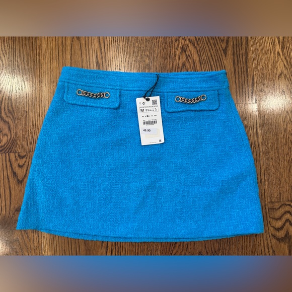 Zara Dresses & Skirts - Zara Blue Mini Skirt with Chain Detail